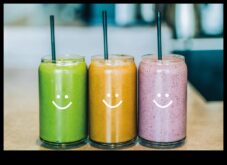 Отпийте много Заредете деня си със смутита, пълни с протеини!