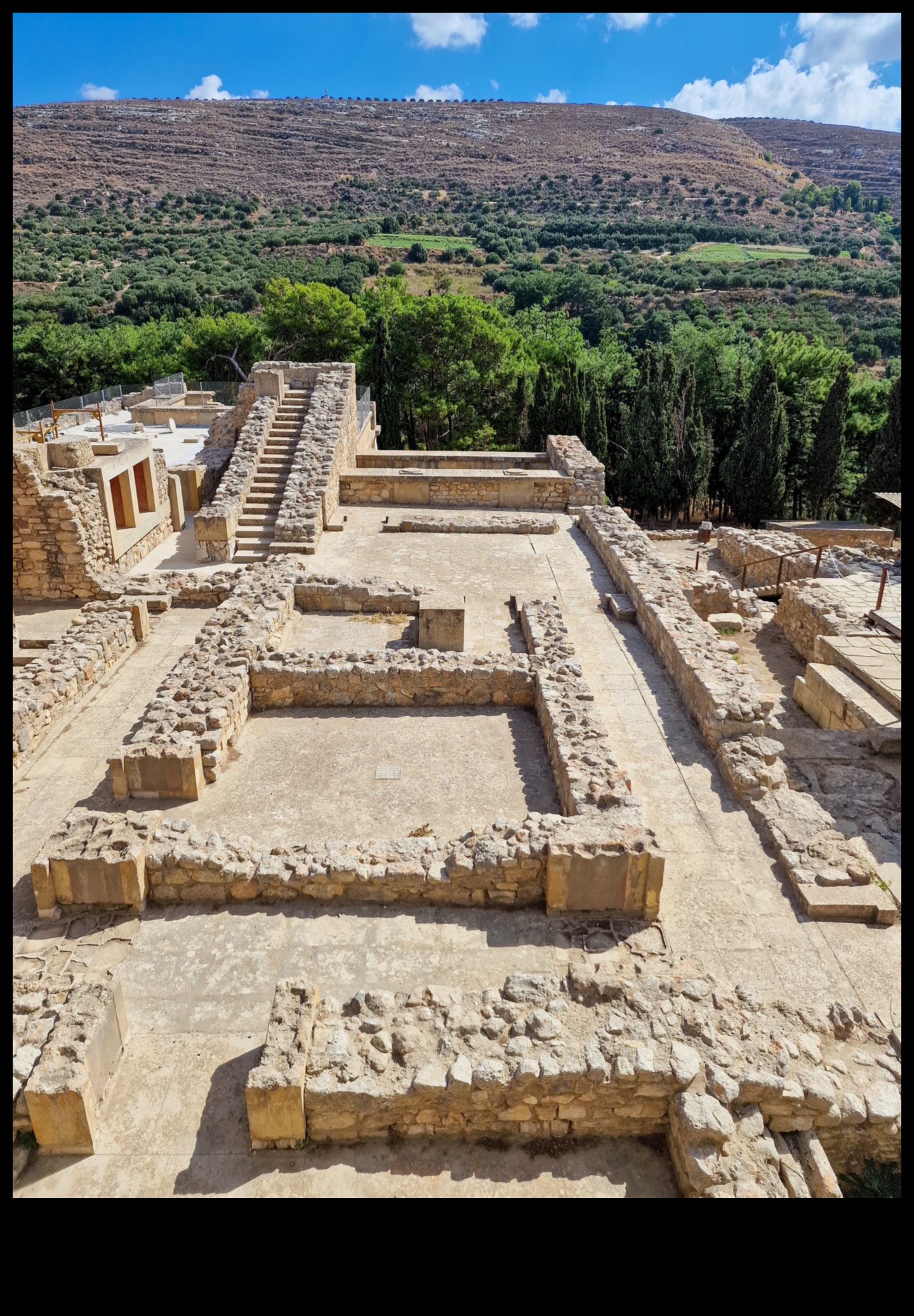 Шепот от миналото: Разговори с древни артефакти