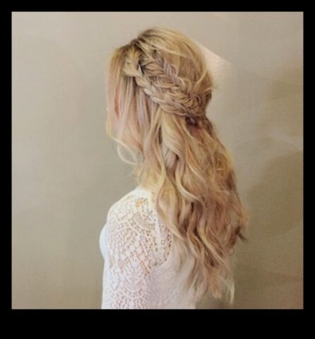 Изкушаващи коси Примамливи вълнисти видове за романтично намек