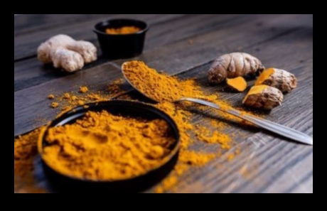 Симфония от куркума: Хармонизиране на вкусовете във вашите здравословни творения
