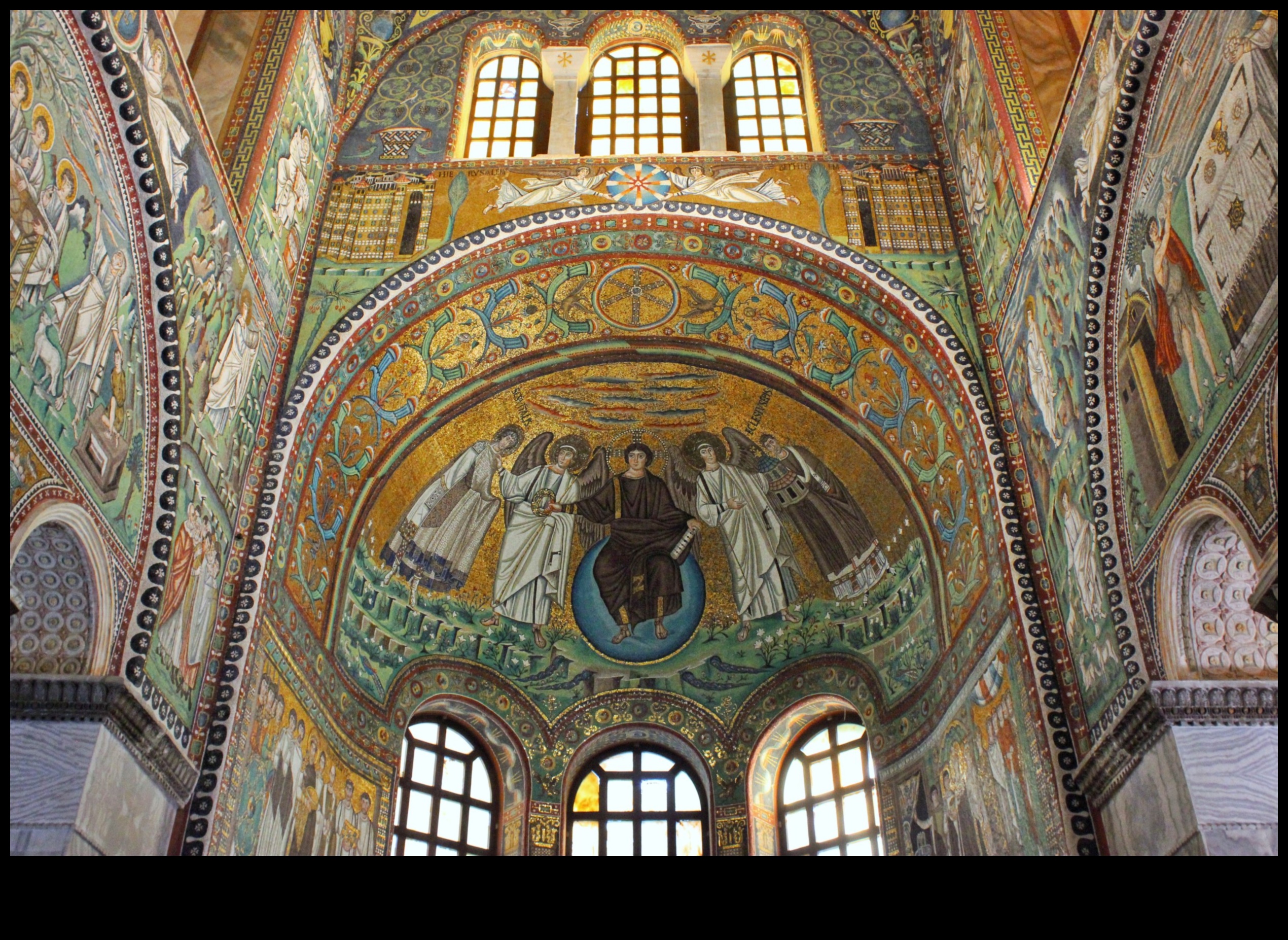 Резиденции в Равена: Сцени от ежедневния живот във византийските домове