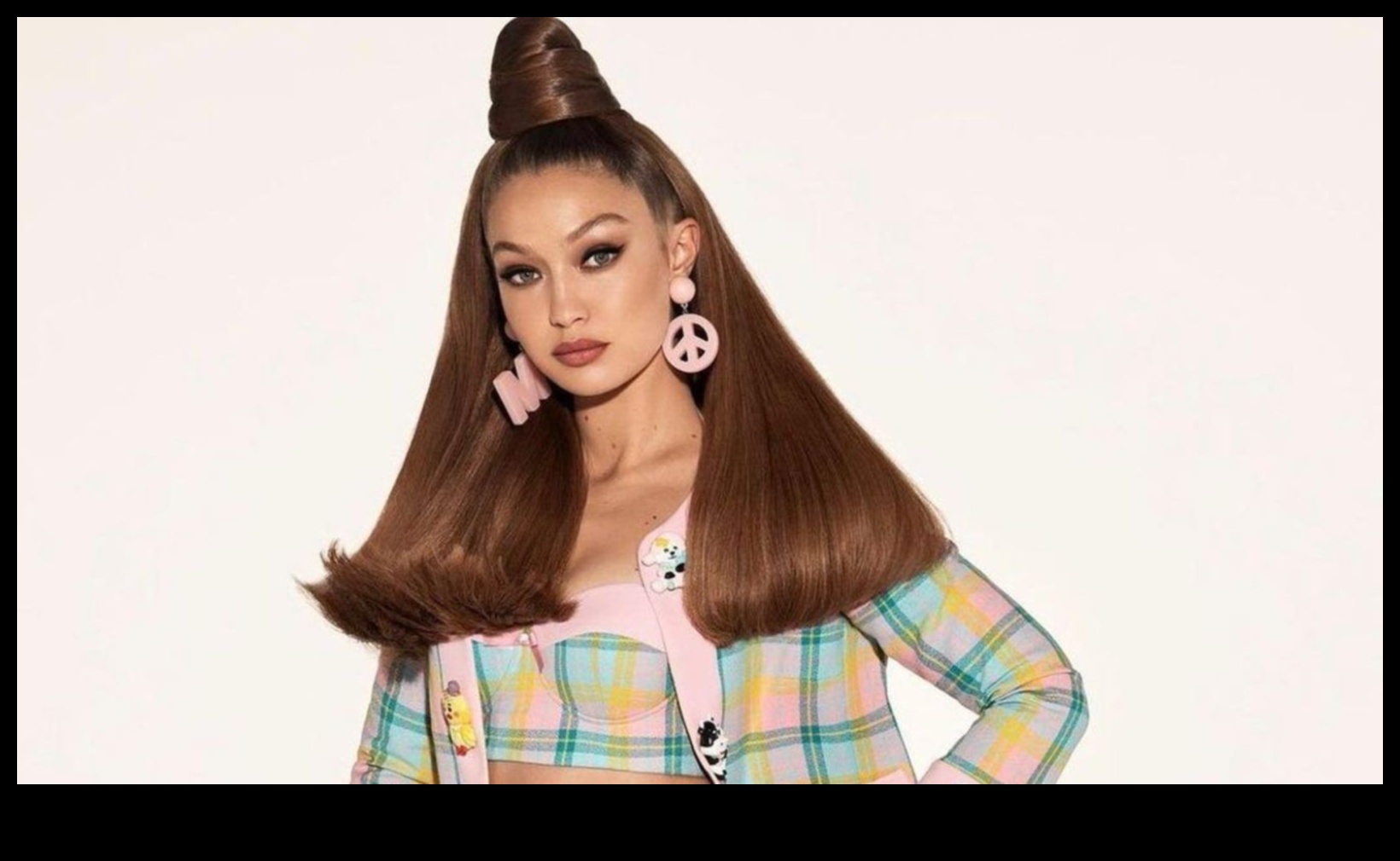 Готови ли сте за приключение с косата? Разгледайте прическите, вдъхновени от знаменитостите