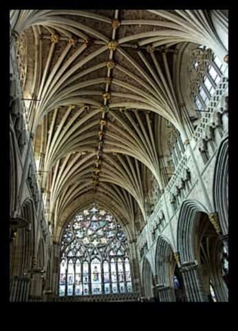 Chapel Chronicles Обиколка според артистичните изрази в готическите параклиси