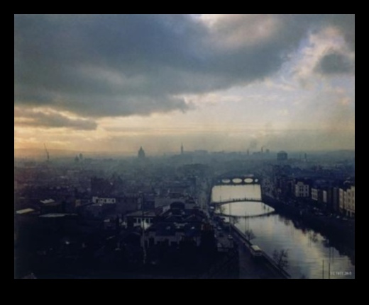 Възвишеното обикновено: оценката на реализма за светското